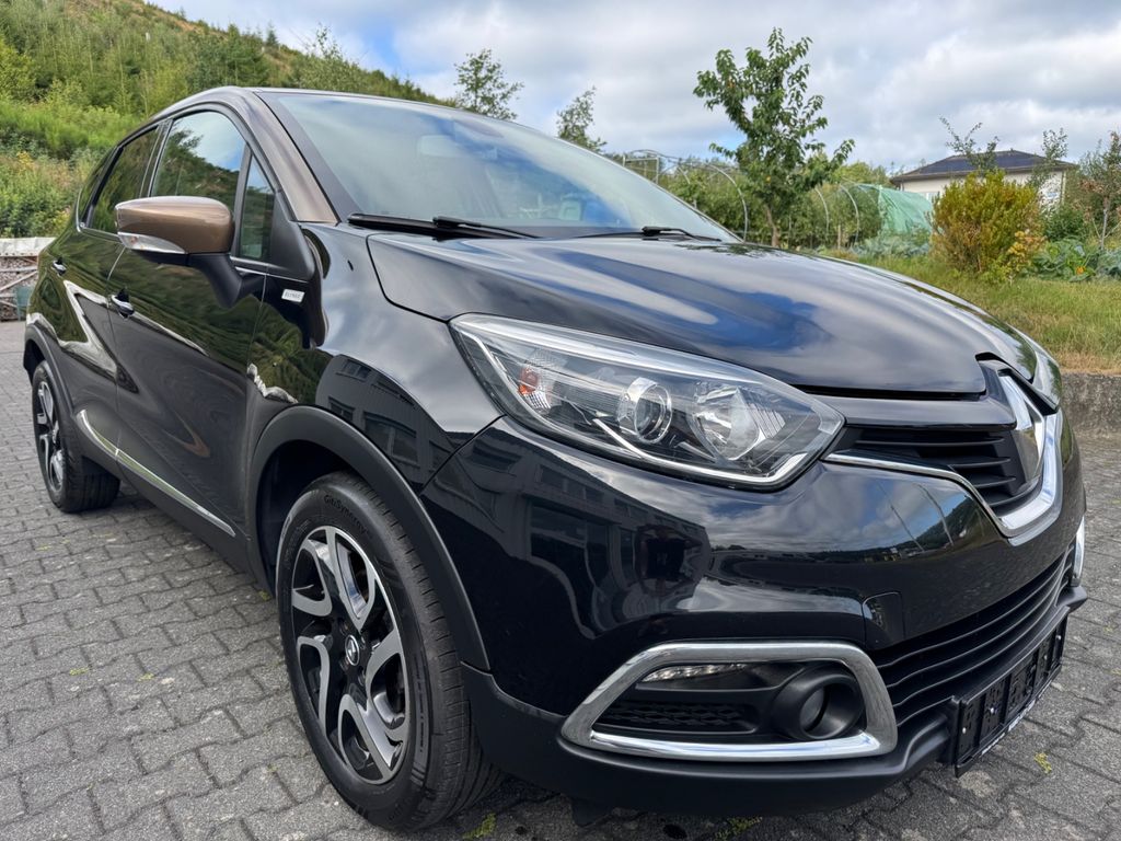 Bild des Angebotes Renault Captur Elysee-1,5 DCI-Leder-Kamera-Tüv neu