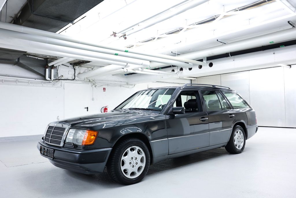 Bild des Angebotes Mercedes-Benz 300 TE 24 Autom Leder eSitze Scheckheft Topzusta
