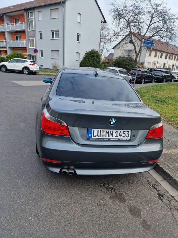 Bild des Angebotes BMW 520i A -