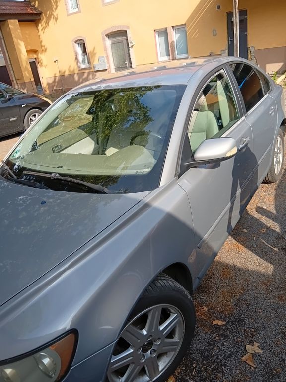 Bild des Angebotes Volvo S40 2.4 Geartronic Momentum Momentum