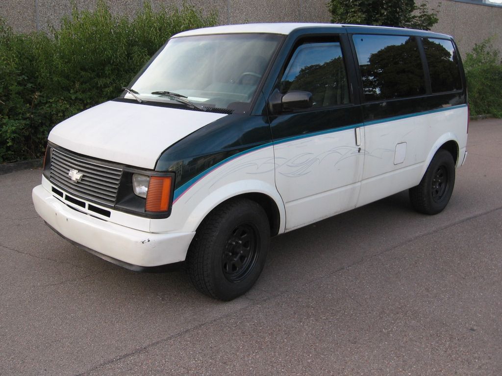 Bild des Angebotes Chevrolet Astro 4,3L short Schnäppchenpreis