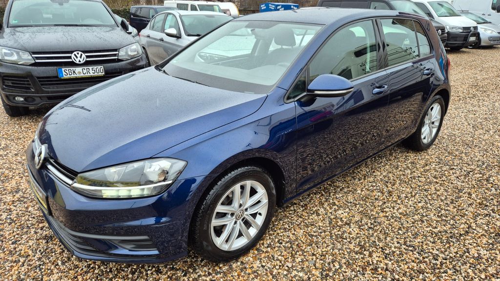 Bild des Angebotes Volkswagen Golf VII Lim. Trendline BMT/Start-Stopp