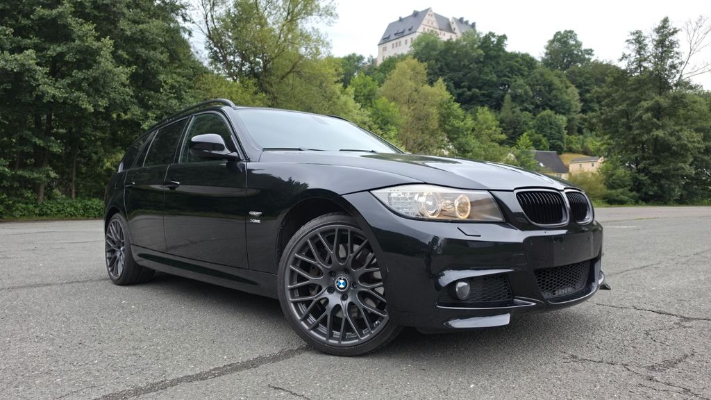 BMW 330i xDrive | Lückenlose Historie seit 2013