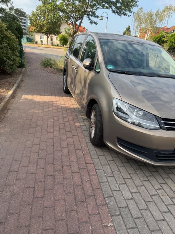 Bild des Angebotes Volkswagen Sharan 2.0 TDI SCR DSG BMT Trendline Trendline