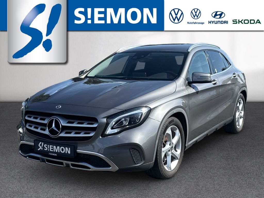 Bild des Angebotes Mercedes-Benz GLA 180 Urban AHK NAV SHZ TEMP RFK LED PDCv+h