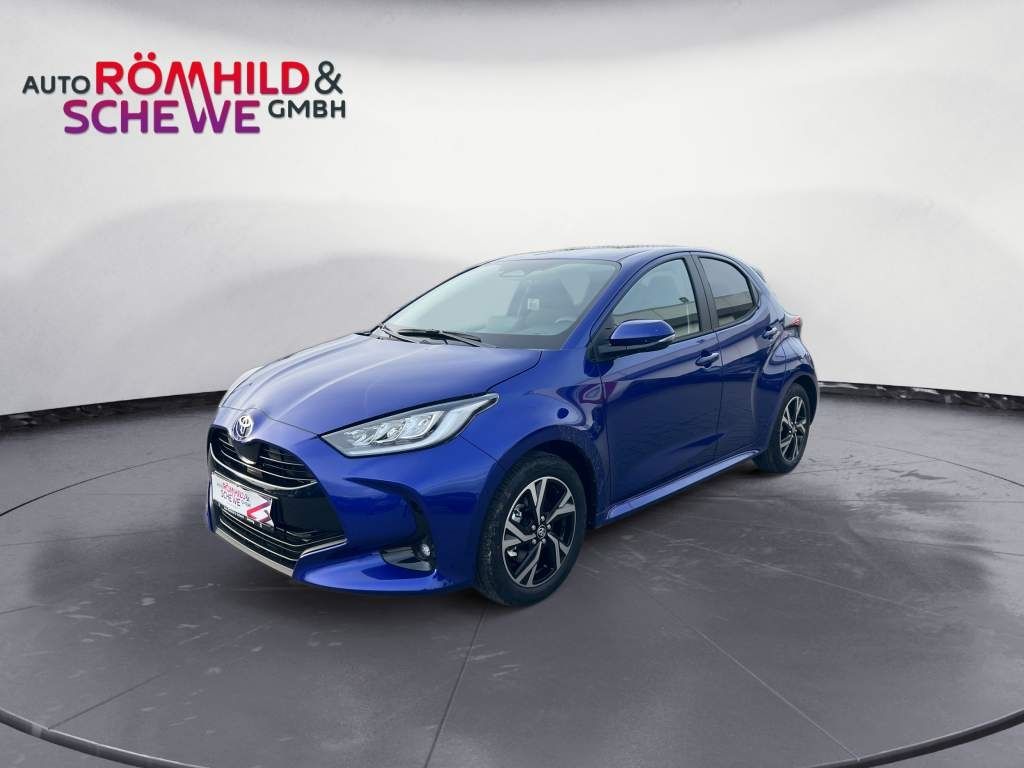 Bild des Angebotes Toyota Yaris Teamplayer 1,5 Hybrid+AT+LED+Klima