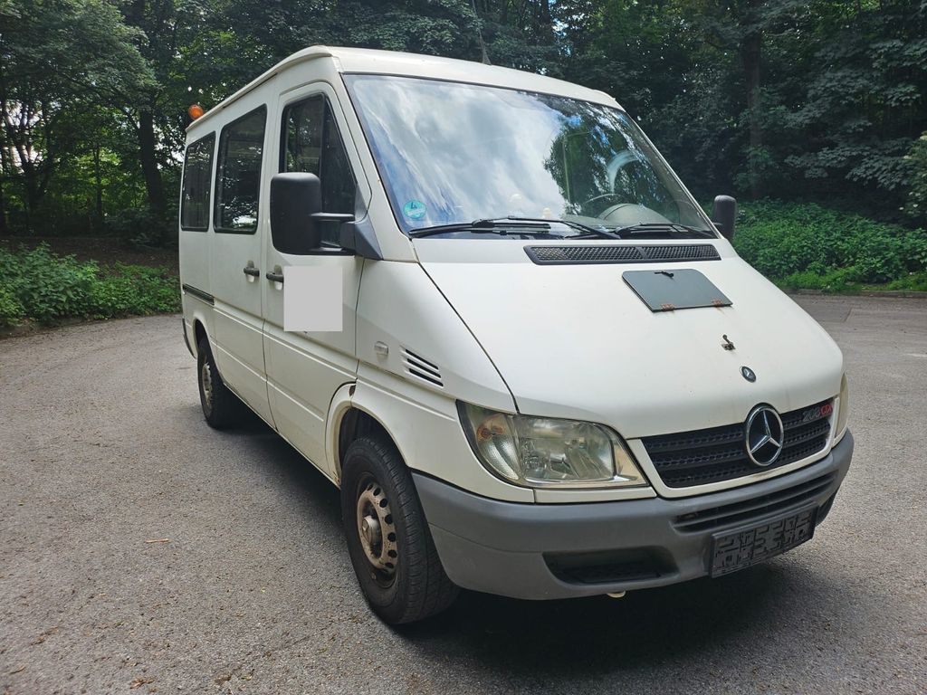 Mercedes-Benz Sprinter Kombi 208 CDI