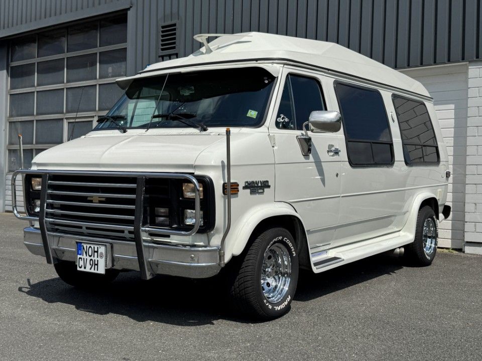 Bild des Angebotes Chevrolet Chevy Van G20 5.7 V8 Tiara komplett gemacht