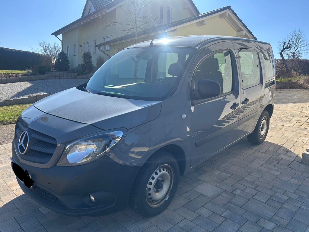 Bild des Angebotes Mercedes-Benz Citan Kombi 111 CDI lang