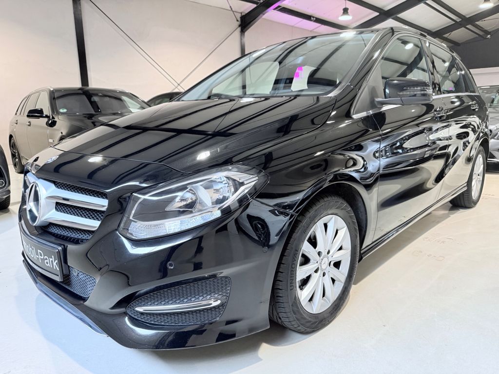 Bild des Angebotes Mercedes-Benz B 180 / Navigation / PDC / Tempomat