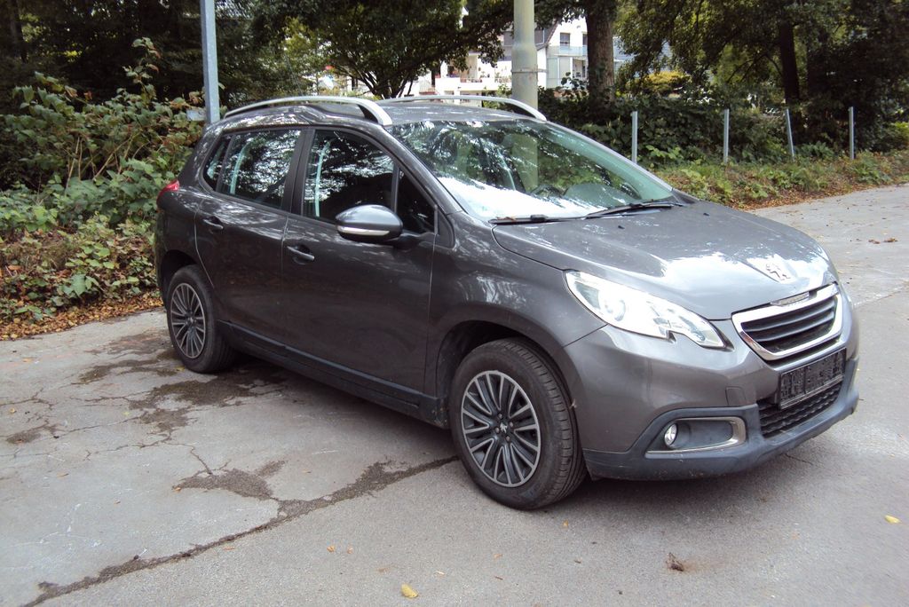 Bild des Angebotes Peugeot 2008 Active-AUTOMATIK-NAVI-KLIMA--79000KM