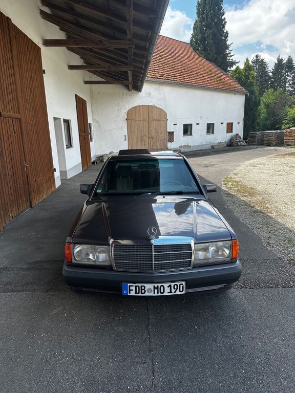 Mercedes-Benz 190 W201 2,0