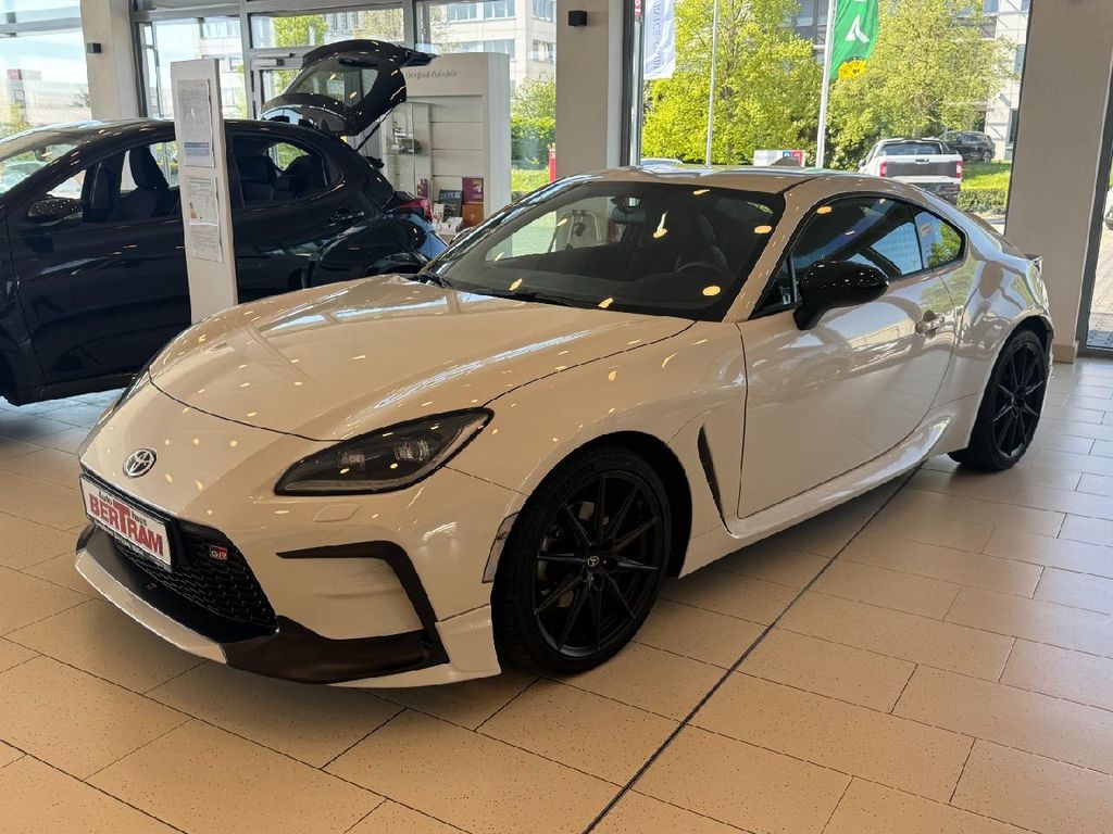 Toyota GR86 Pure