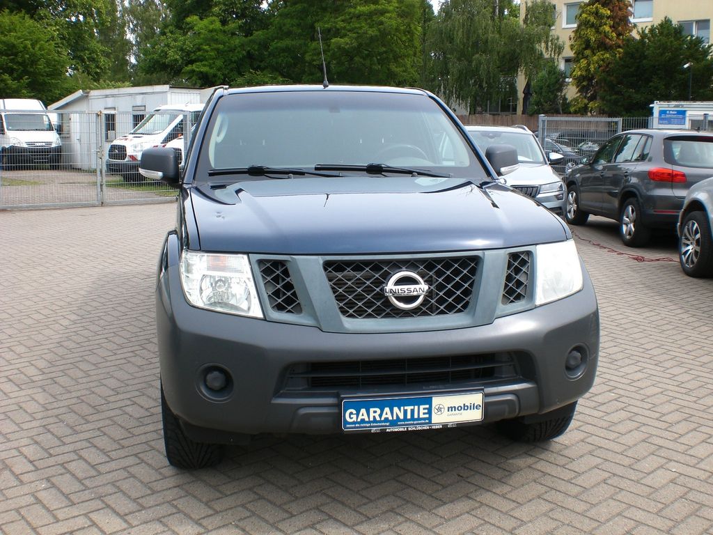 Nissan Navara Pickup King Cab XE 4X4