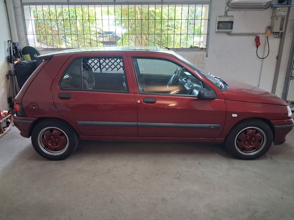 Renault Clio Mexx 1.2 14" Sportstahlfelgen, SD, ohne WFS