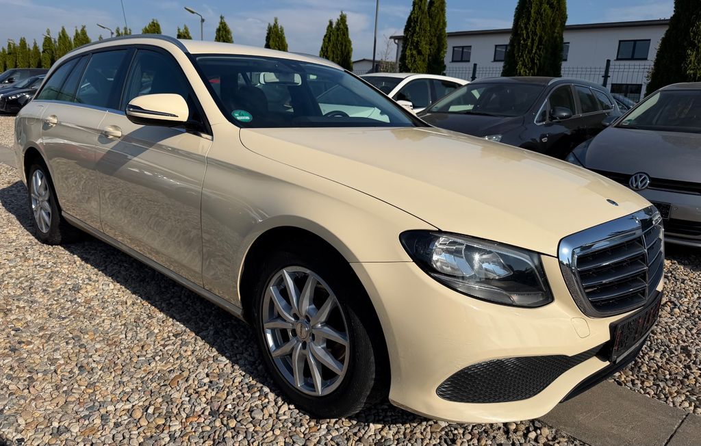 Bild des Angebotes Mercedes-Benz E 200 E T-Modell 2018