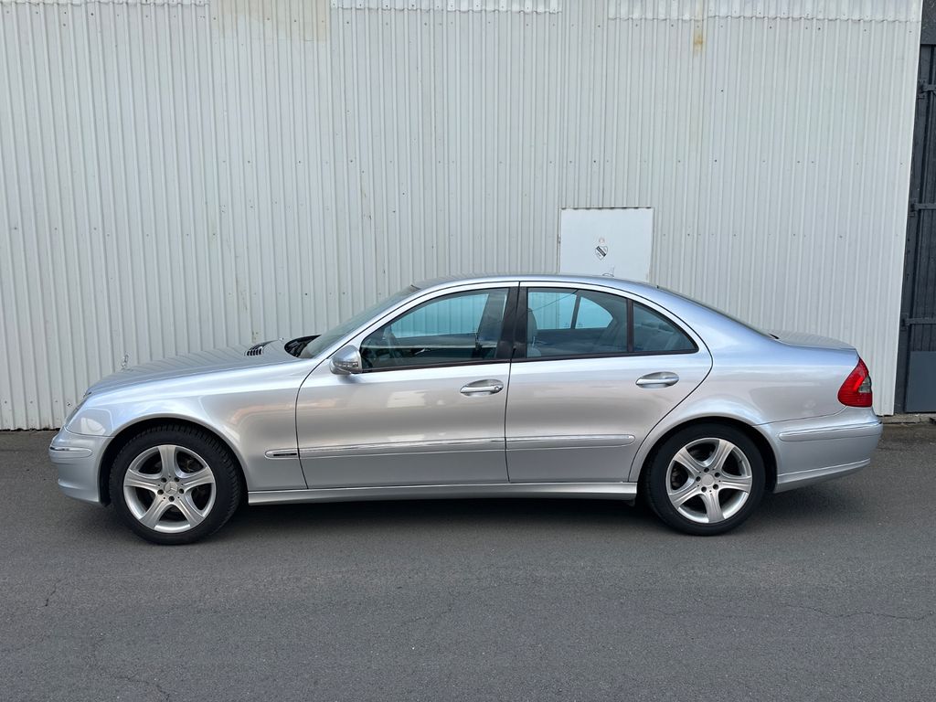 Bild des Angebotes Mercedes-Benz E 280 Lim 4Matic AHK TOP Zustand