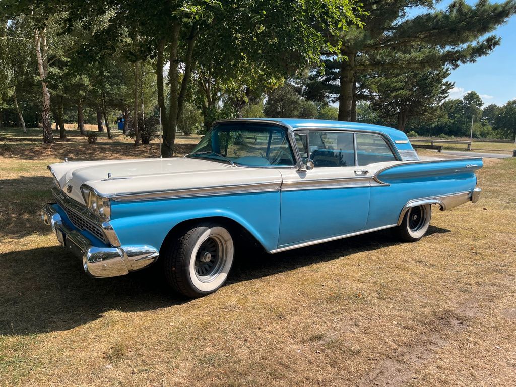 Bild des Angebotes Ford Galaxie 500 Club Victoria