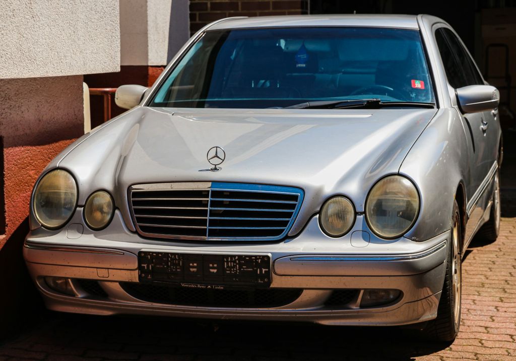 Mercedes-Benz Mercedes Benz W210 E280