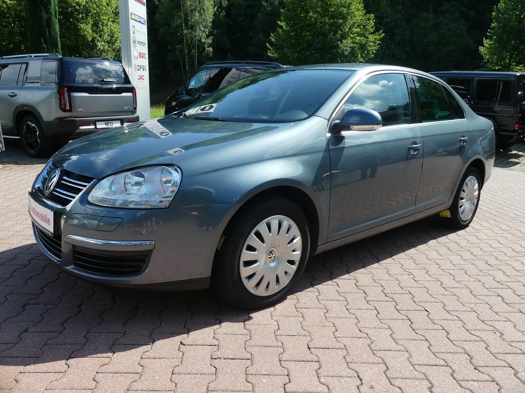 Bild des Angebotes Volkswagen Jetta 1.6*Klimaauto*Sitzhzg*PDC