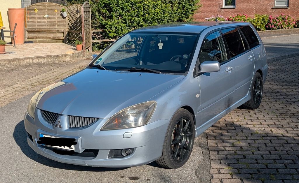 Mitsubishi Lancer Kombi 2.0 2005