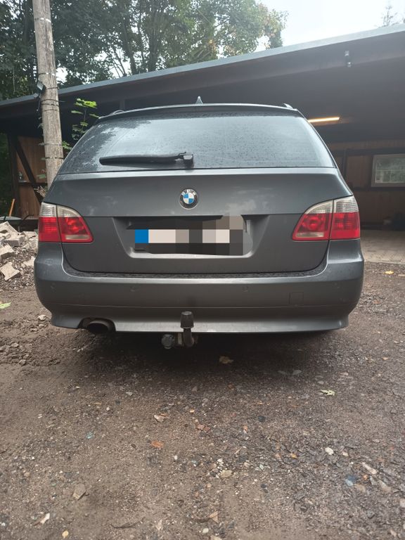 Bild des Angebotes BMW 520d A touring -