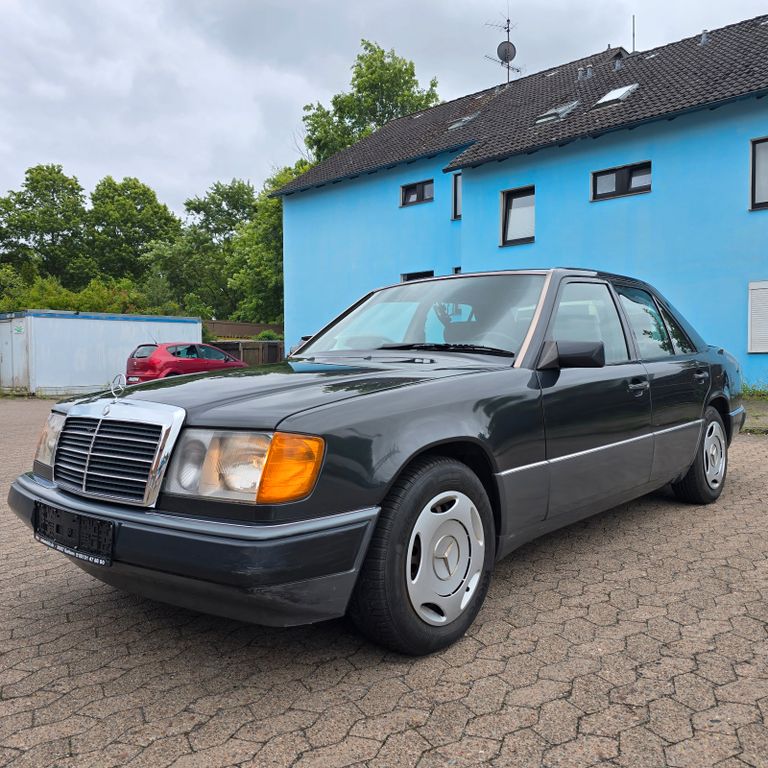 Bild des Angebotes Mercedes-Benz W124 250 D DIESEL Familienbesitz Blauschwarz