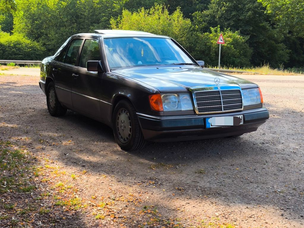 Bild des Angebotes Mercedes-Benz 260