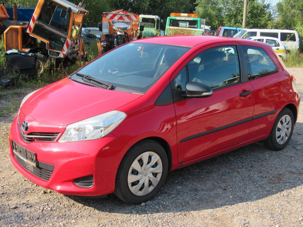 Bild des Angebotes Toyota Yaris 1.0 cool =Klima=8-fach berädert=1.Hand=
