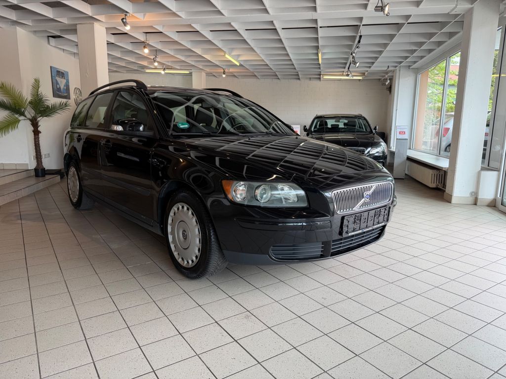 Bild des Angebotes Volvo V50 Kombi 1.8 Kinetic