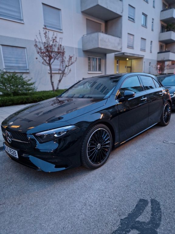 Bild des Angebotes Mercedes-Benz A 220 4M AMG