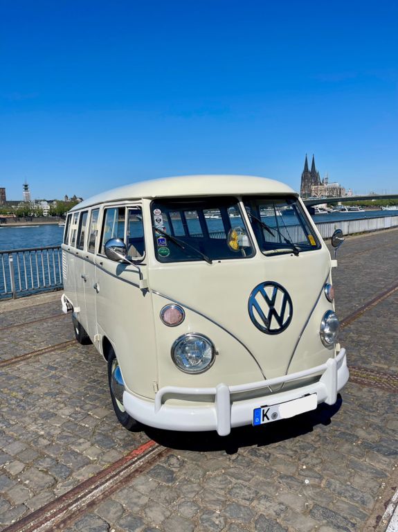 Bild des Angebotes Volkswagen T1 Fenster-Bus, 1973 (Brasilien)