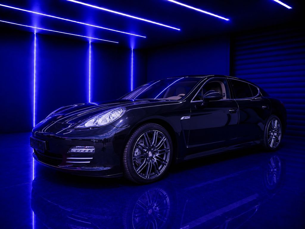 Bild des Angebotes Porsche Panamera 4 S-V8*Schiebedach*Memory*Kamera*TÜVNEU