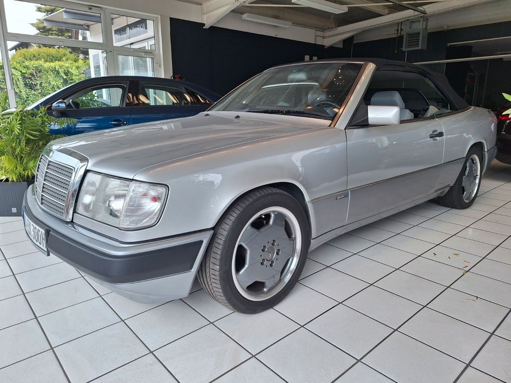 Bild des Angebotes Mercedes-Benz 300