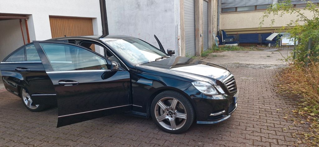 Bild des Angebotes Mercedes-Benz E 500 4MATIC Avantgarde