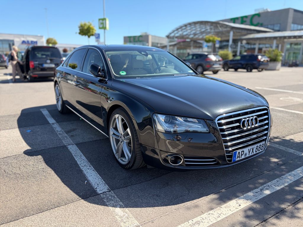 Bild des Angebotes Audi  A8 L 4.2 FSI quattro Vollausstattung TÜV NEU