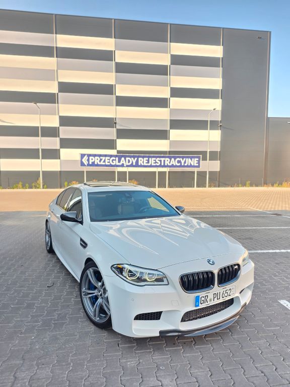 BMW M5 M5