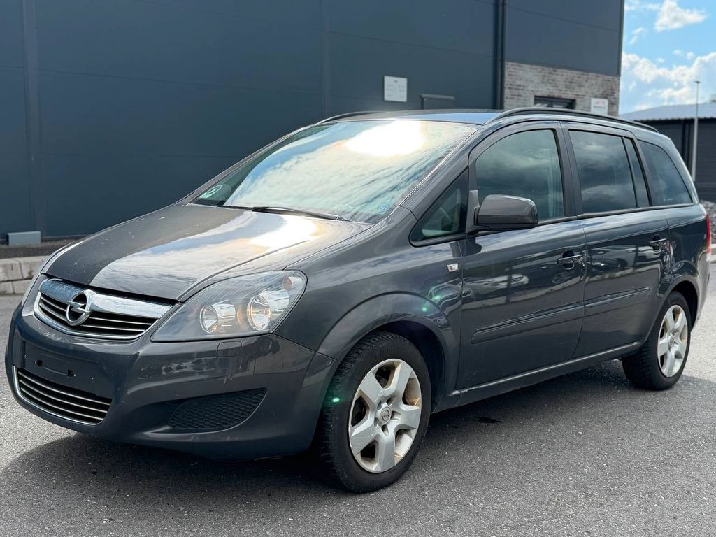 Bild des Angebotes Opel Zafira B Family 1,8 7 pers