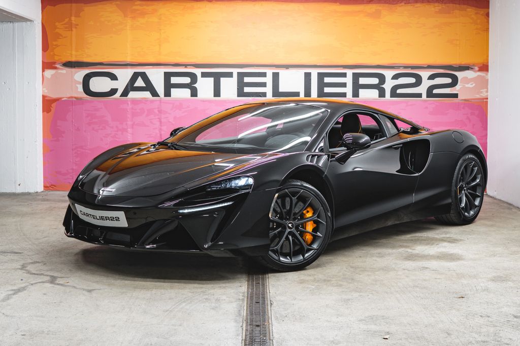Bild des Angebotes McLaren ARTURA COUPE STOCK LIKE NEW PERFECT CONDITION