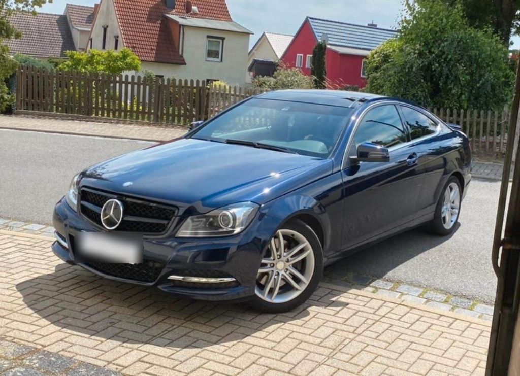 Bild des Angebotes Mercedes-Benz C 350 Coupé Stdhzg, Sitzbelftg, Glas-Schiebedach