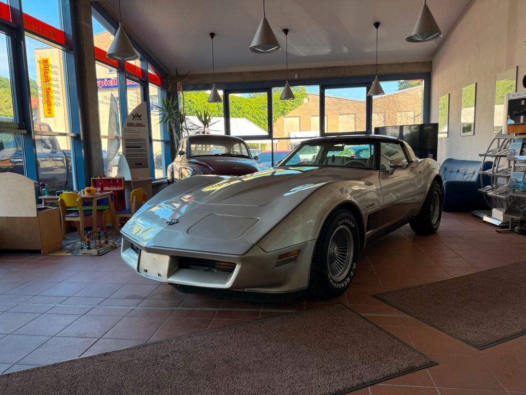 Bild des Angebotes Corvette C3 Targa Collectors Edition