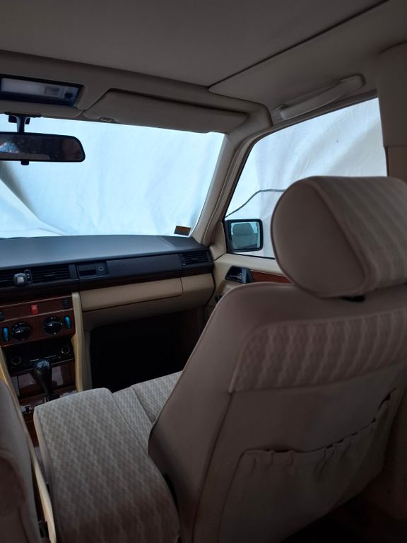 Bild des Angebotes Mercedes-Benz 230
