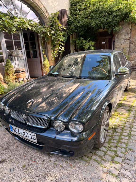 Bild des Angebotes Jaguar XJ Premium Luxury 3.0 V6 Diesel Langversion ...