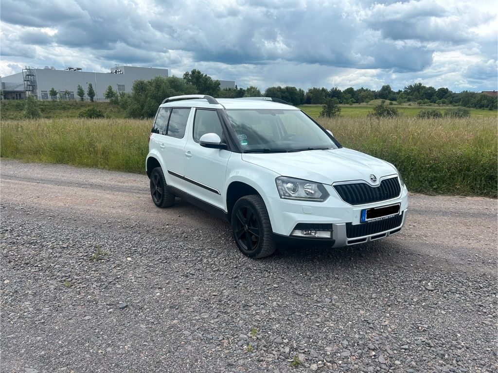 Bild des Angebotes Skoda Yeti 2.0 TDI DSG 4x4 Adventure Adventure