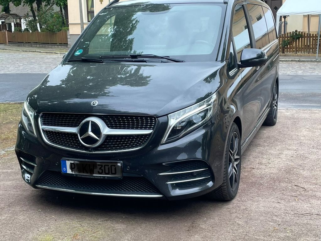 Bild des Angebotes Mercedes-Benz V 300 d Aut. AVANTGARDE AMG lang AVANTGARDE