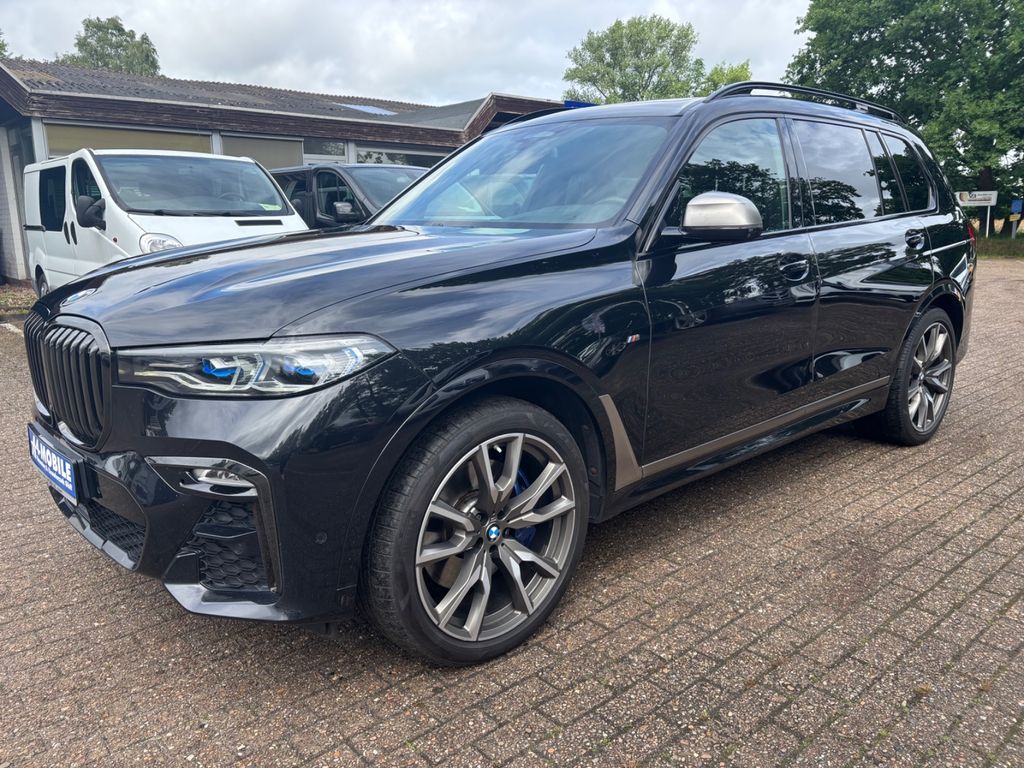 Bild des Angebotes BMW X7 M50d M-Paket 7 Sitze Laser Pano TV *Voll*