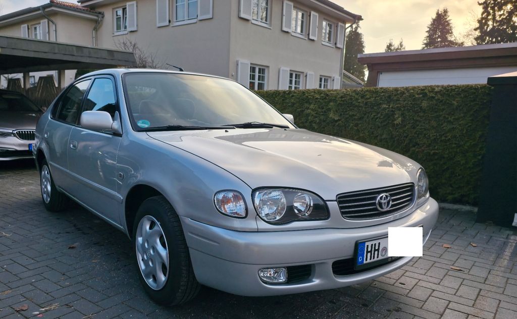 Toyota Corolla E11 1.6 linea sol Liftback Aut TÜV 07/28