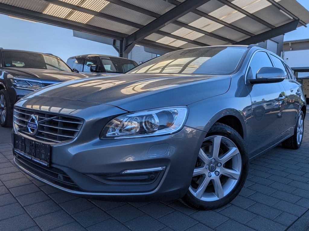 Bild des Angebotes Volvo V60 2.0 T3  Leder Navi Virtual SHZ Xenon Kamera