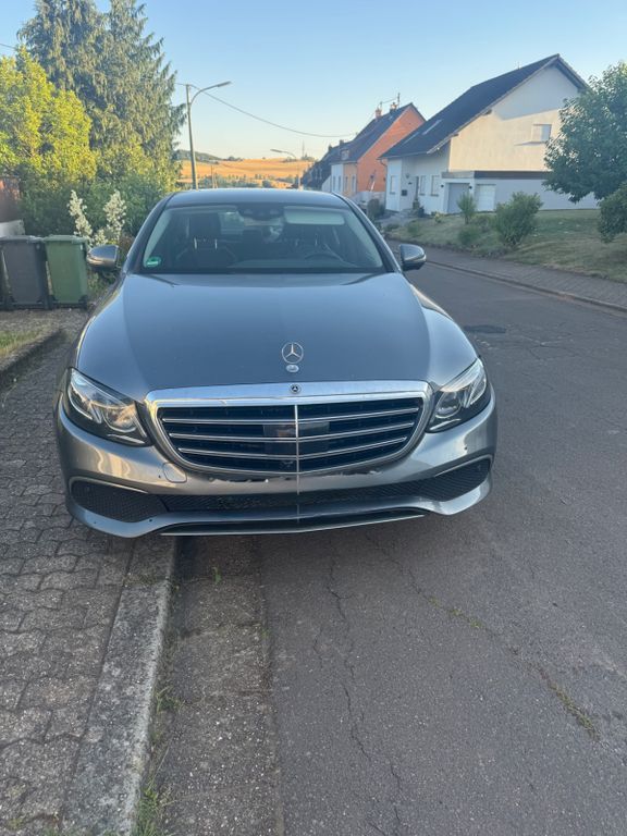 Bild des Angebotes Mercedes-Benz E 350d EXCLUSIVE Autom. EXCLUSIVE