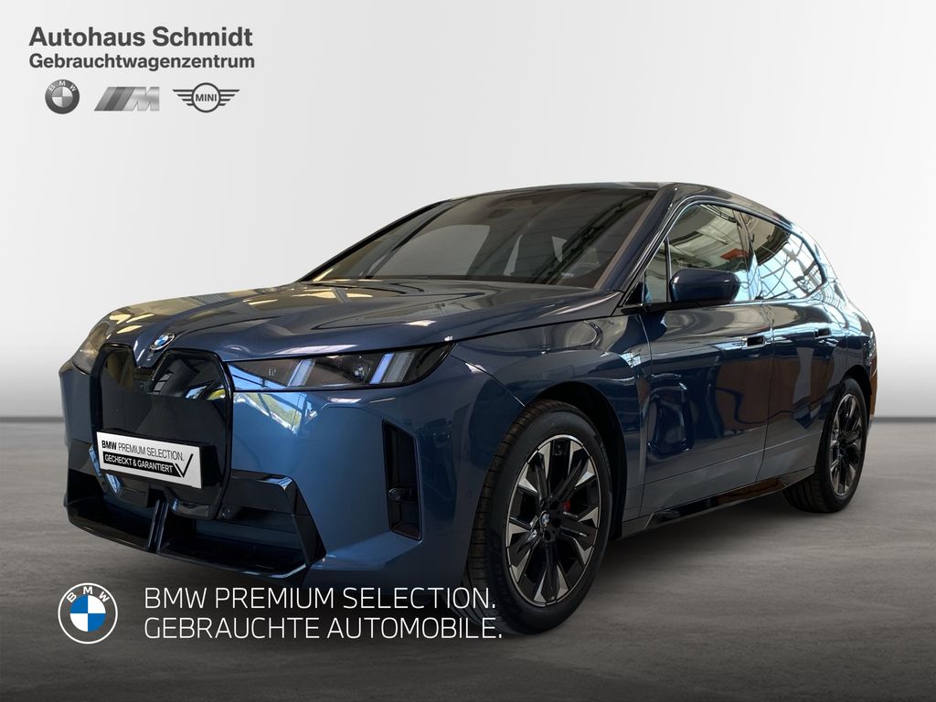 Bild des Angebotes BMW iX xDrive60 627€ netto/mtl.*M Sportpaket Pro*21"